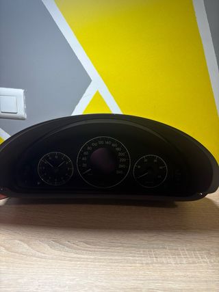 Cuadro de instrumentos Mercedes Clk