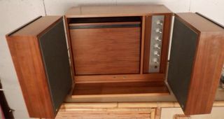 mueble tocadiscos vintage años 60/70