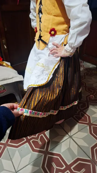 Traje huertana castellonera