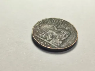 Moneda 50 Cts 1937 II REPÚBLICA (puntos cuadrados)