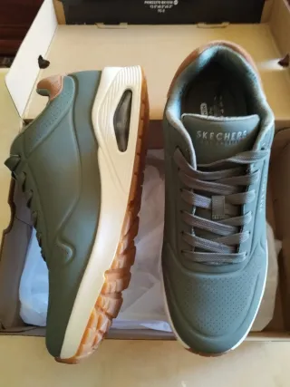 Zapatillas Skechers street color verde oliva