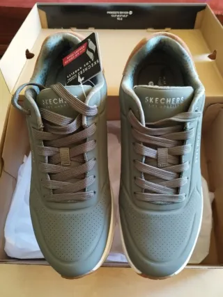 Zapatillas Skechers street color verde oliva