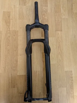 Rockshox recon 140 mm