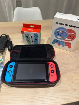 Pacchetto Nintendo Switch con giochi Pokémon Arceus