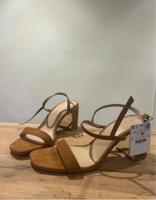 Sandalias color teja