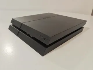 PS4 1TB + mando + 5 juegos