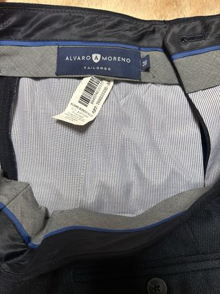 Traje de chaqueta azul marino ,Alvaro Moreno Nuevo