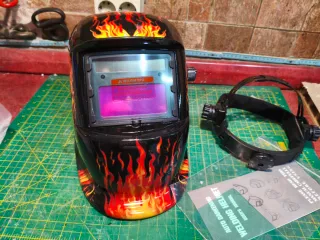 Casco pantalla electrónica para soldar