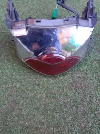 Piloto trasero completo honda pcx 125cc