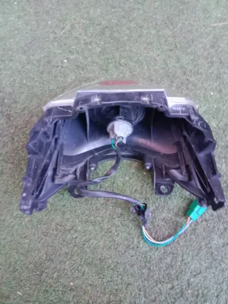 Piloto trasero completo honda pcx 125cc