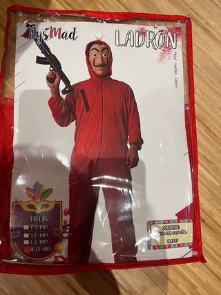 Disfraz la casa de papel con careta