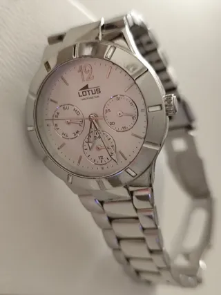 Reloj Lotus
