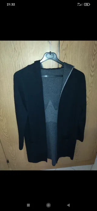 Cardigan blu con stella