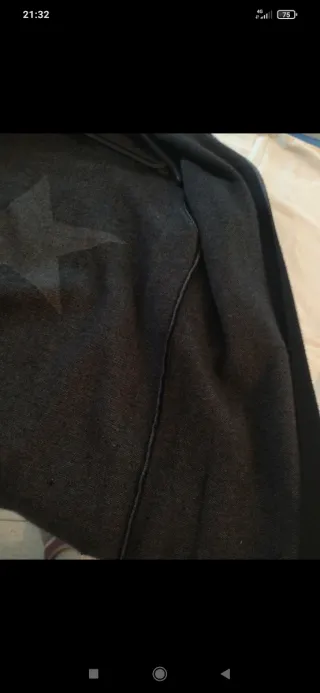 Cardigan blu con stella