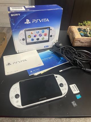 Lote psvita slim 2 gen con tarjetas y juegos digit