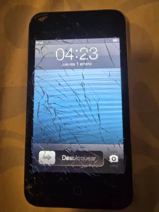 IPod Touch 4 GEN A1367 8GB Cristal roto funciona