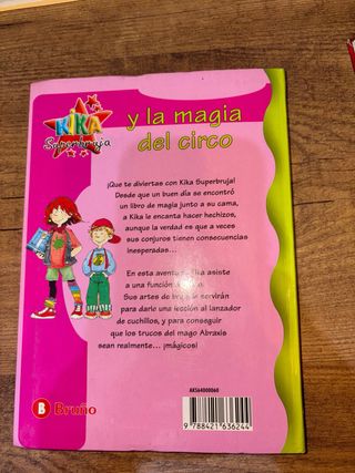 PACK DE KIKA SUPERBRUJA