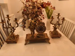 Reloj estilo francés clásico + candelabros a juego