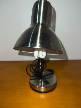 Flexo de escritorio con cable