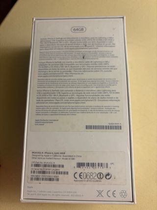 Iphone 6 Gold 64 GB con su caja.