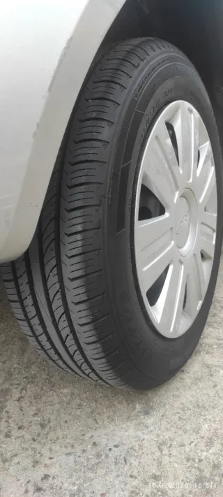 Ford Fiesta 2005 1.4 gasoline. Buen cuidado. Et. B