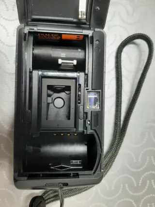 Camara de fotos RIVA MINI MINOLTA