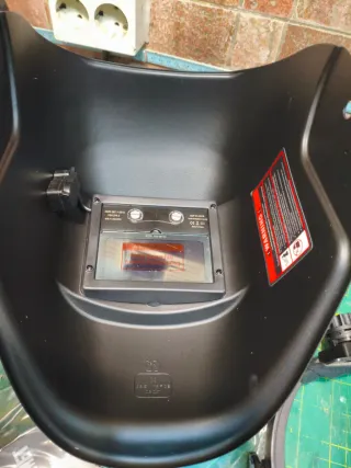 Casco pantalla electrónica para soldar