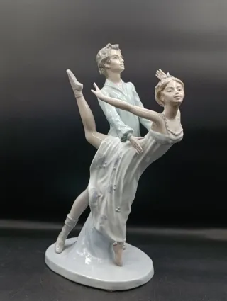 Figura Nao de Lladro Bailarines