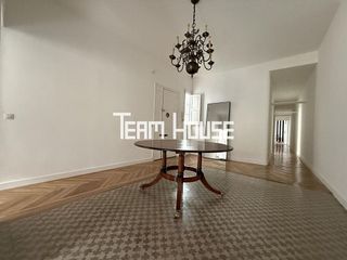 Piso en alquiler en Cortes - Huertas en Madrid