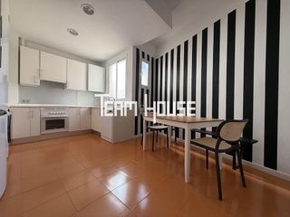 Piso en alquiler en Cortes - Huertas en Madrid