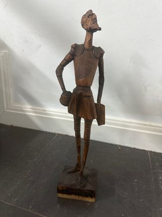 Figura quijote madera