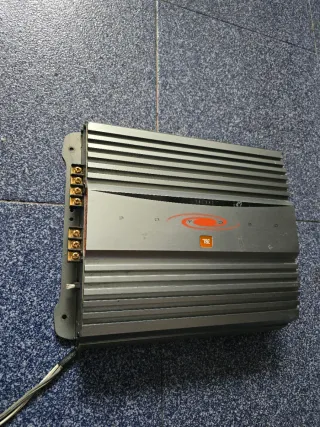 Amplificador JBL DA 6502 Plata