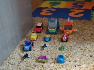 12 Juguetes variados