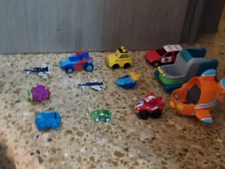 12 Juguetes variados