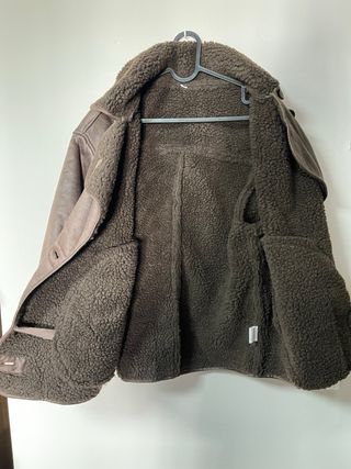 Chaquetón elegante y calentito. Sin estrenar