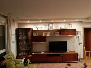 montaje de cocina, muebles, puertas y suelo