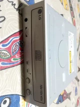 Lector LG de ordenador sobremesa