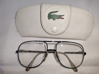 2 monturas de gafas LACOSTE vintage y una funda.