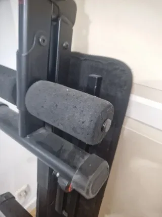 Banco abdominales y pesas domyos