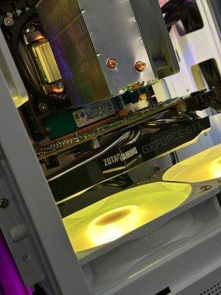 Pc gaming GTX 1660 SUPR +14 NCLEOS +16GB +NMVE 500