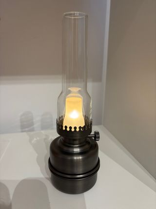 Lámpara estilo quinqué con luz LED