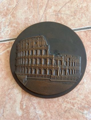 Colosseo in bronzo medaglione M. Vallucci