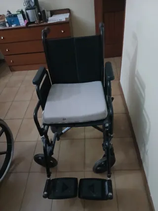 Silla de ruedas vendo
