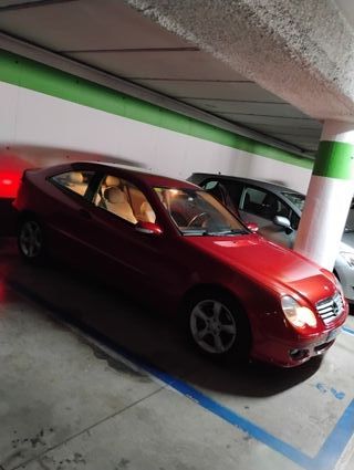 Mercedes-Benz Clase C 2006