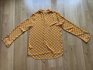 Camisa mostaza de lunares blanco T.36