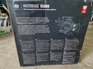 Torre de ordenador gaming nuevo.