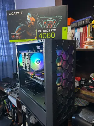 Gaming Ryzen 7-8700 RTX 3060ti 16GB Ddr5 SSD