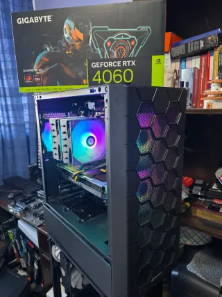 Gaming Ryzen 7-8700 RTX 3060ti 16GB Ddr5 SSD