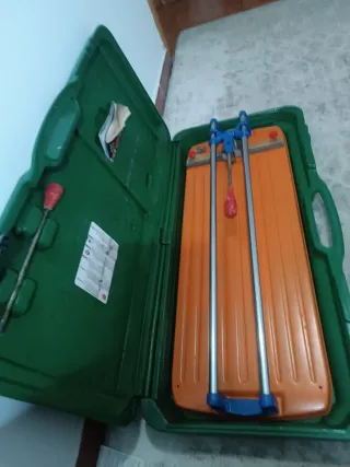 Maquina de cortar azulejos