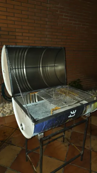 Barbacoa Portátil Metal y Madera